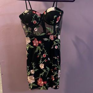 Floral Mesh Appliqué Going Out Dress